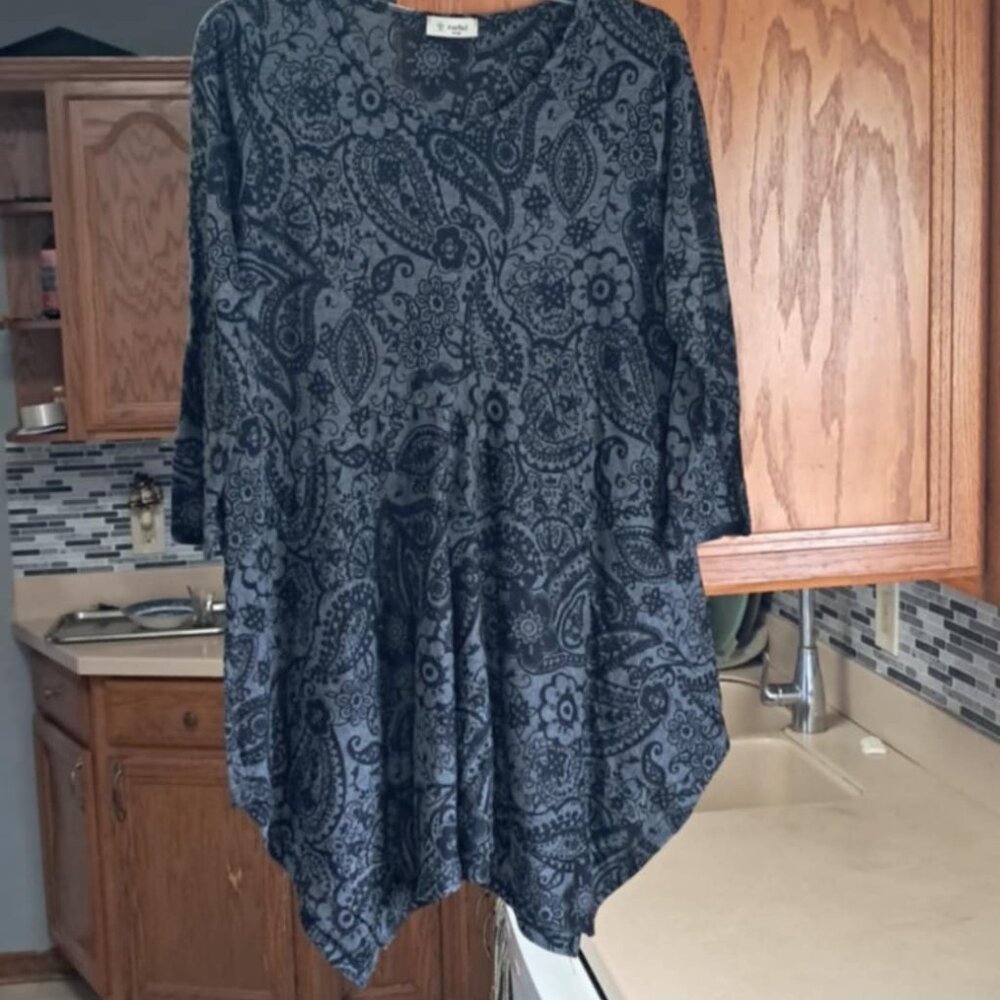 CACTUS  WOMENS TOP SIZE L
